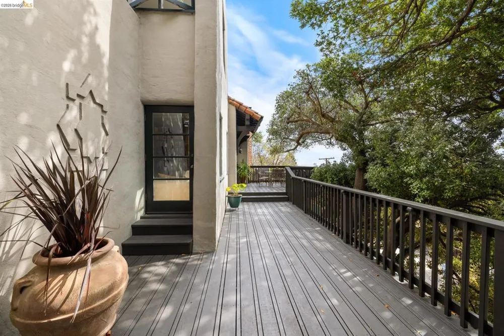 785 San Luis Rd Berkeley, CA 94707