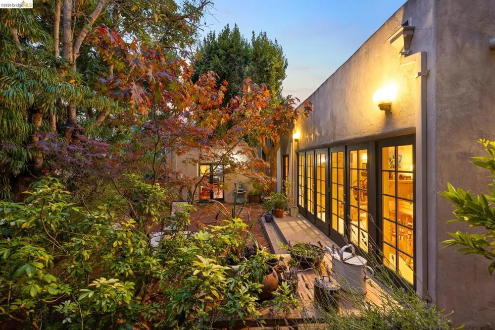 785 San Luis Rd Berkeley, CA 94707