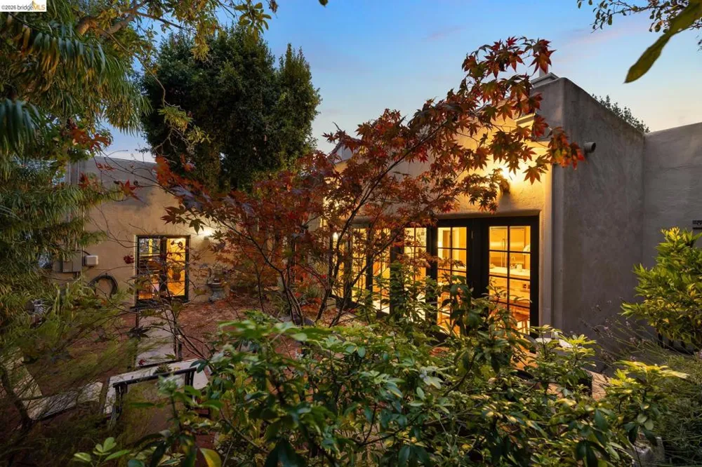 785 San Luis Rd Berkeley, CA 94707