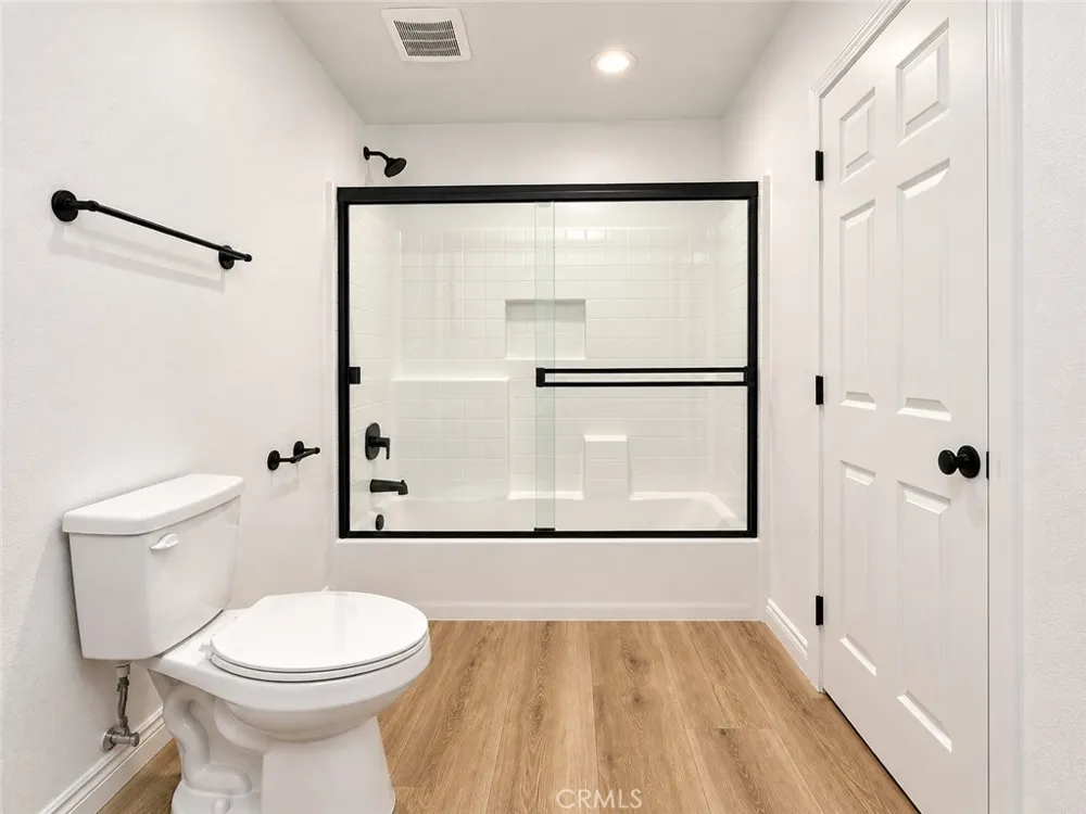 14685 Apple Valley Road Apple Valley, CA 92307