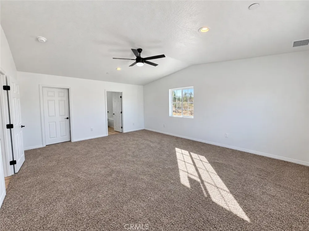 14685 Apple Valley Road Apple Valley, CA 92307