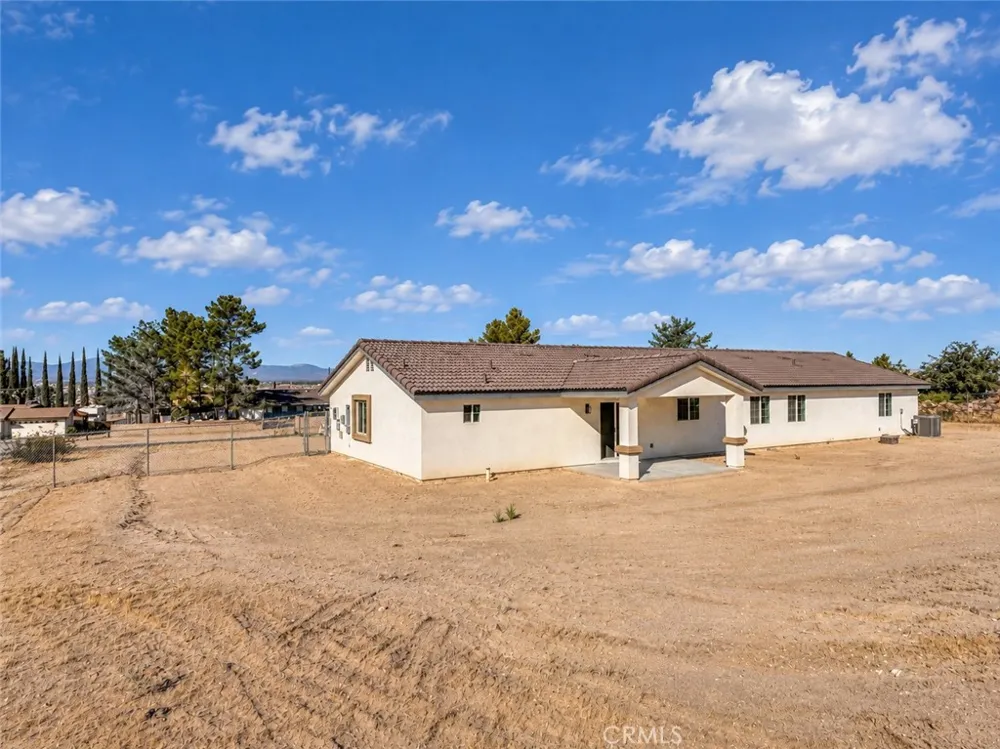 14685 Apple Valley Road Apple Valley, CA 92307