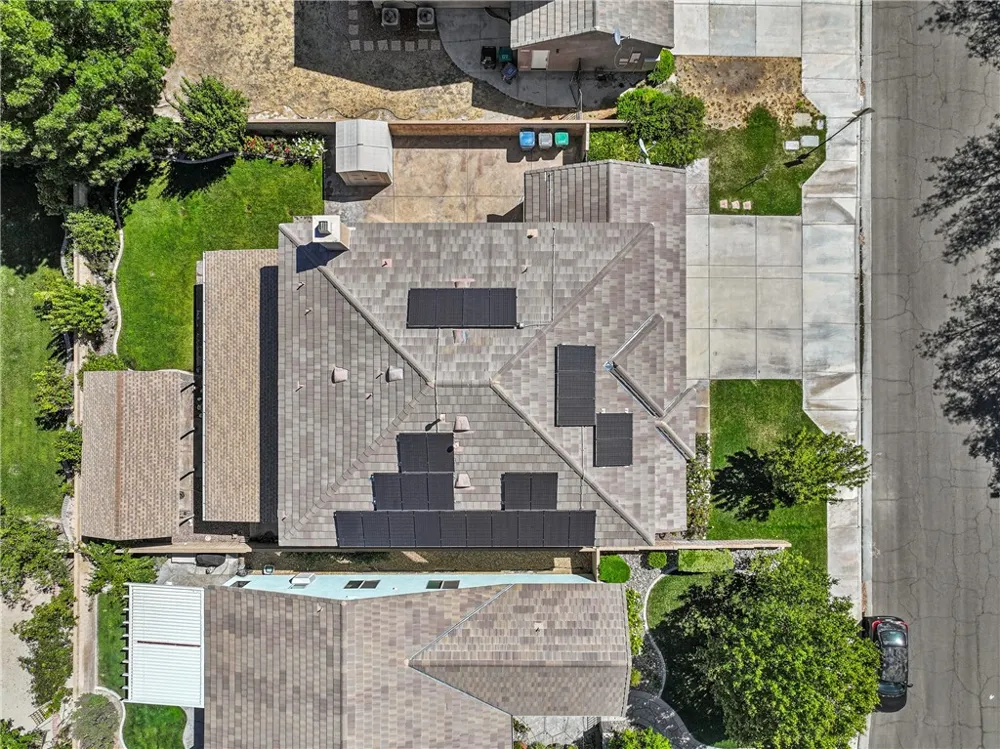 3107 W Lumber Street Lancaster, CA 93536