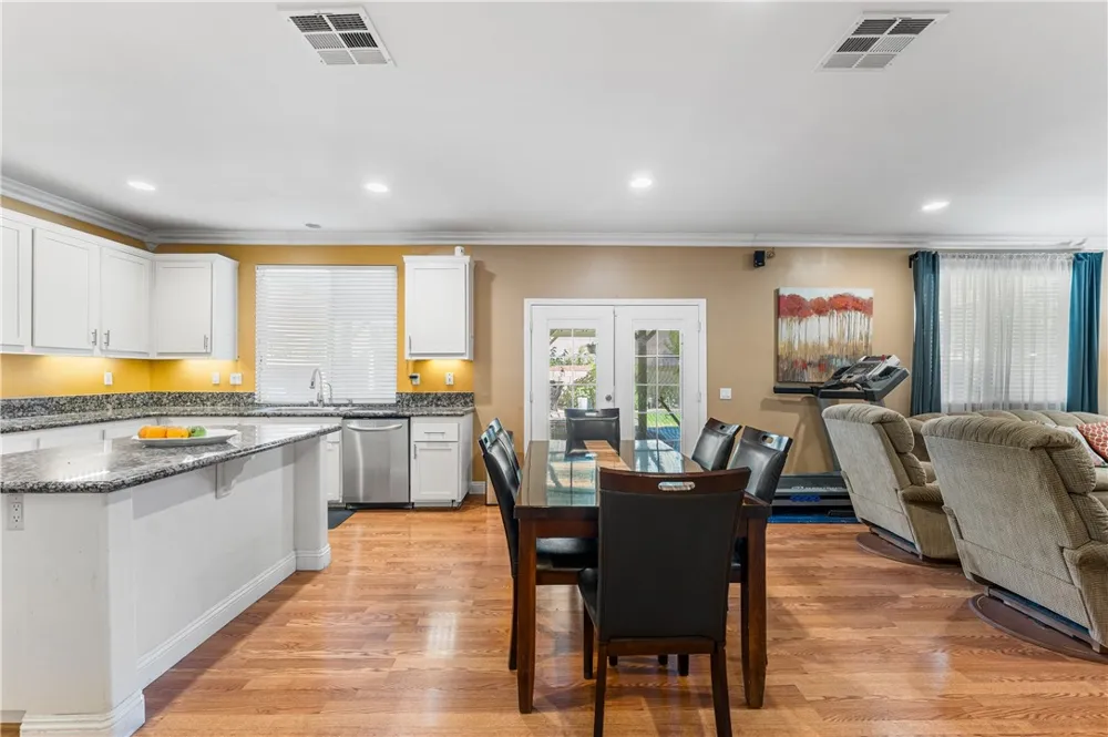 3107 W Lumber Street Lancaster, CA 93536