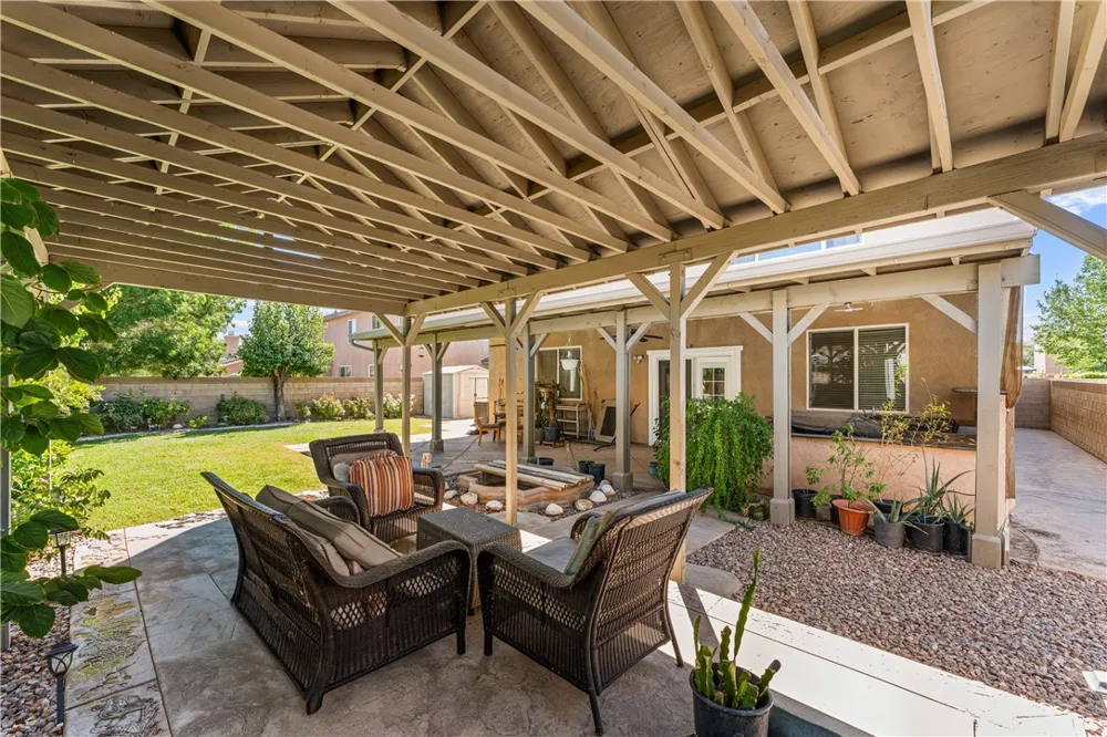 3107 W Lumber Street Lancaster, CA 93536
