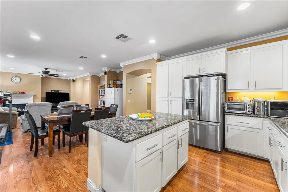 3107 W Lumber Street Lancaster, CA 93536