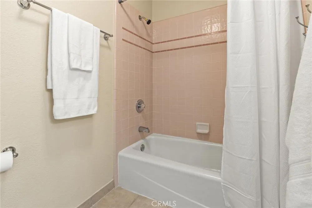 1048 Gateway Chico, CA 95926