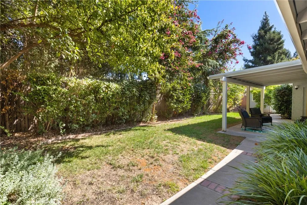 1048 Gateway Chico, CA 95926