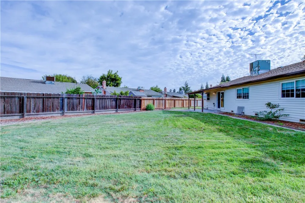 2945 Hughes Court Turlock, CA 95382