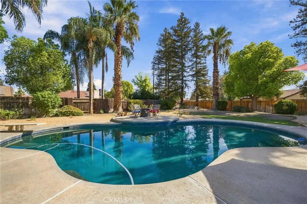 9500 Eagle Oak Bakersfield, CA 93311