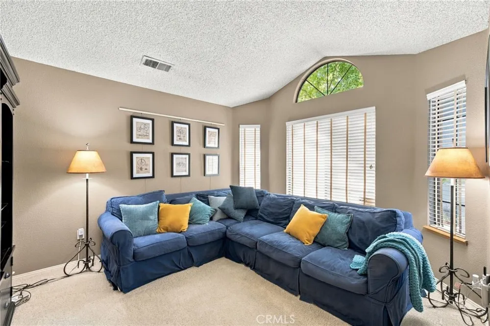 9500 Eagle Oak Bakersfield, CA 93311