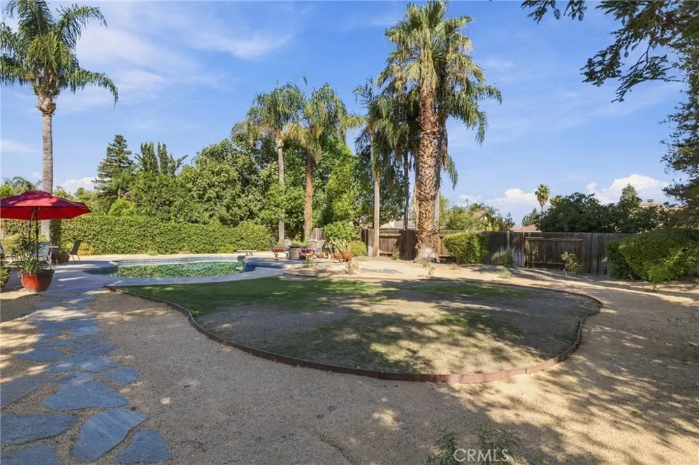 9500 Eagle Oak Bakersfield, CA 93311