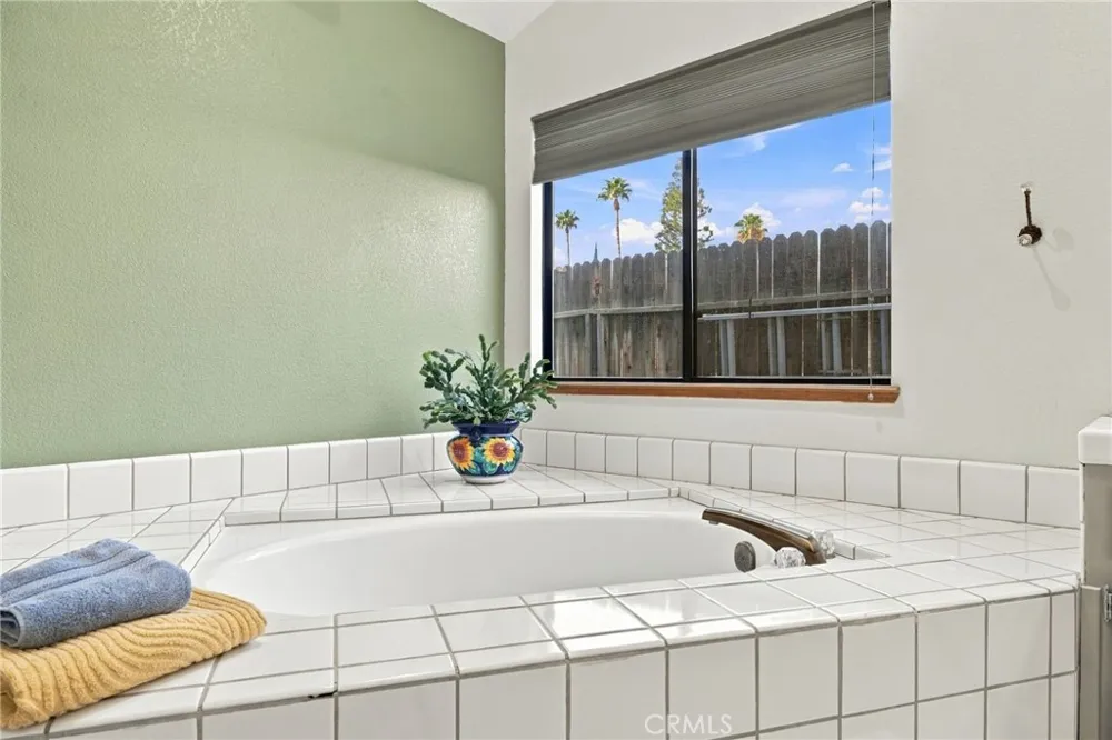 9500 Eagle Oak Bakersfield, CA 93311