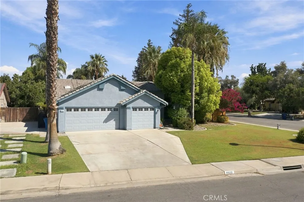 9500 Eagle Oak Bakersfield, CA 93311