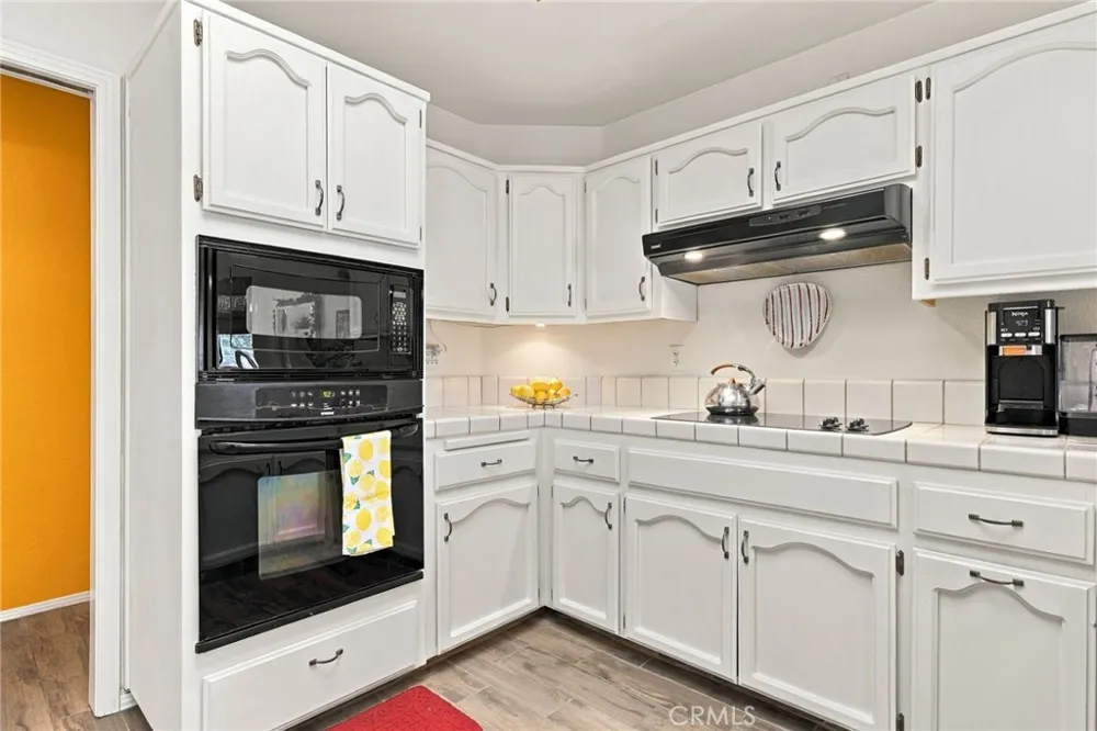 9500 Eagle Oak Bakersfield, CA 93311