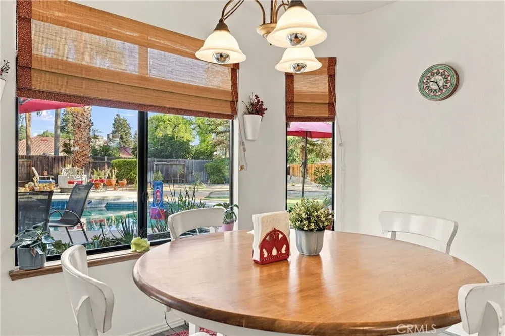 9500 Eagle Oak Bakersfield, CA 93311