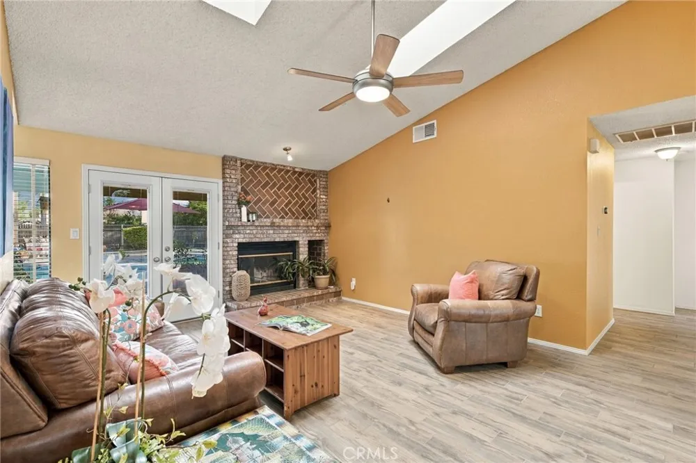 9500 Eagle Oak Bakersfield, CA 93311