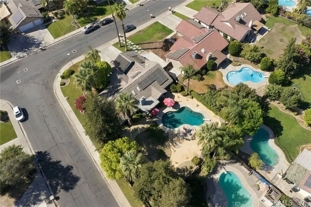 9500 Eagle Oak Bakersfield, CA 93311