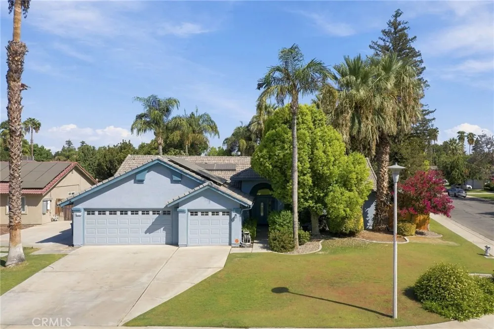 9500 Eagle Oak Bakersfield, CA 93311