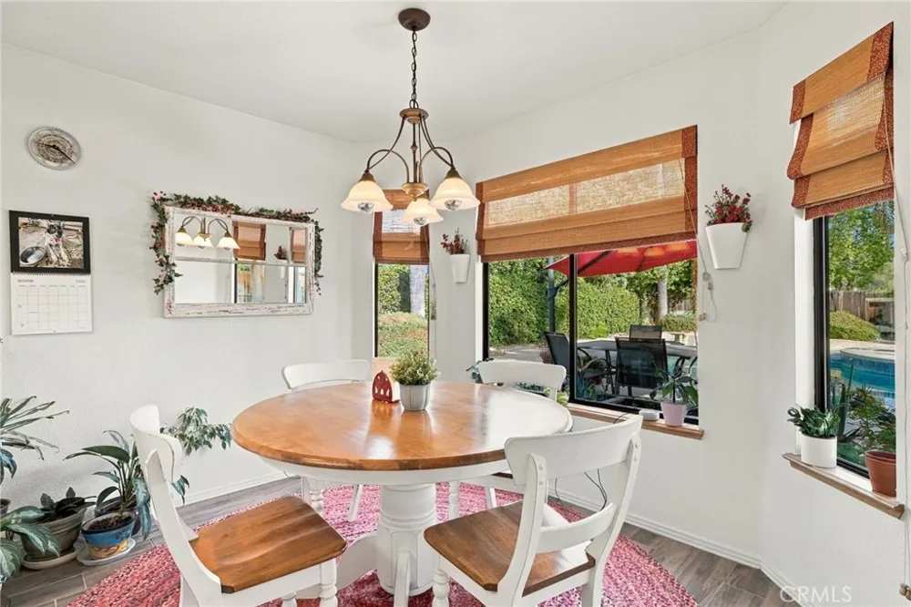 9500 Eagle Oak Bakersfield, CA 93311