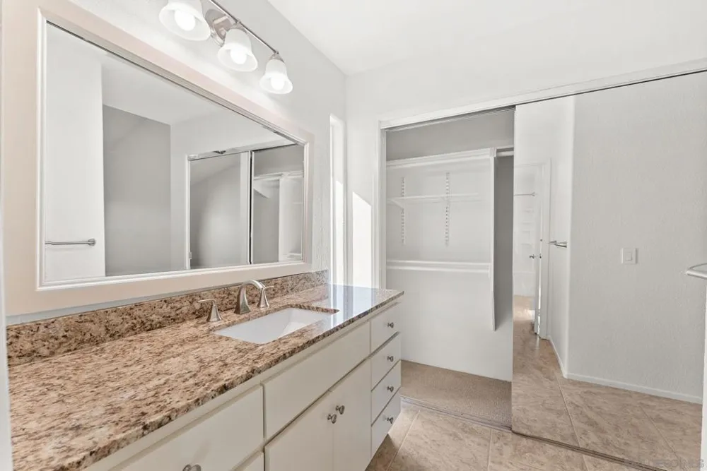 10377 Crosscreek San Diego, CA 92131