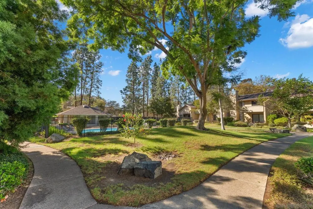 10377 Crosscreek San Diego, CA 92131