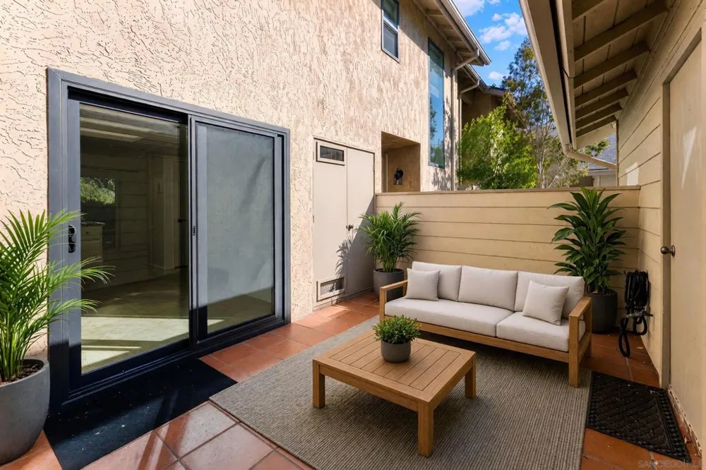 10377 Crosscreek San Diego, CA 92131
