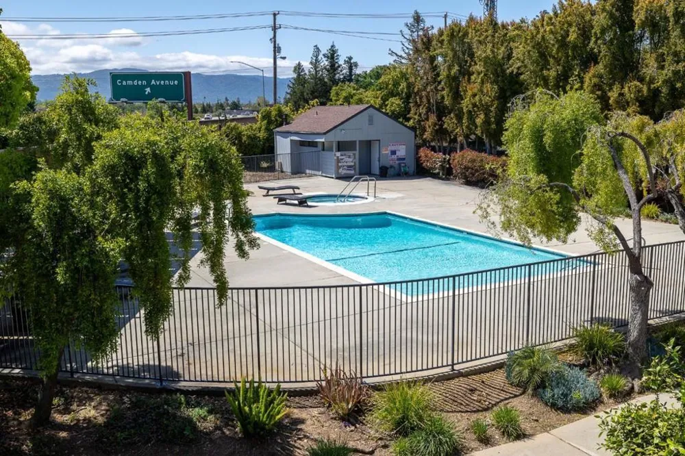 4822 Pine Forest Place San Jose, CA 95118