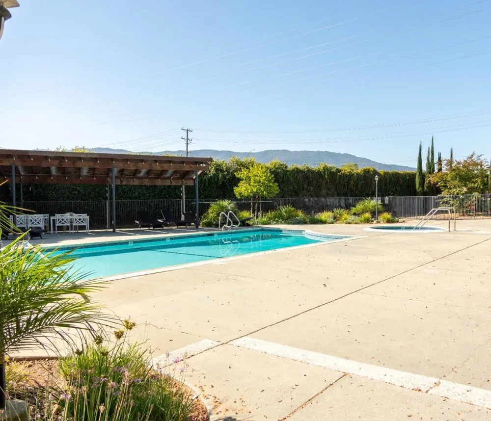 4822 Pine Forest Place San Jose, CA 95118