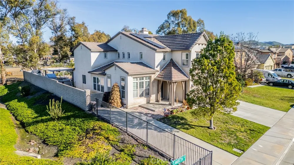 32764 Lambeth Winchester, CA 92596