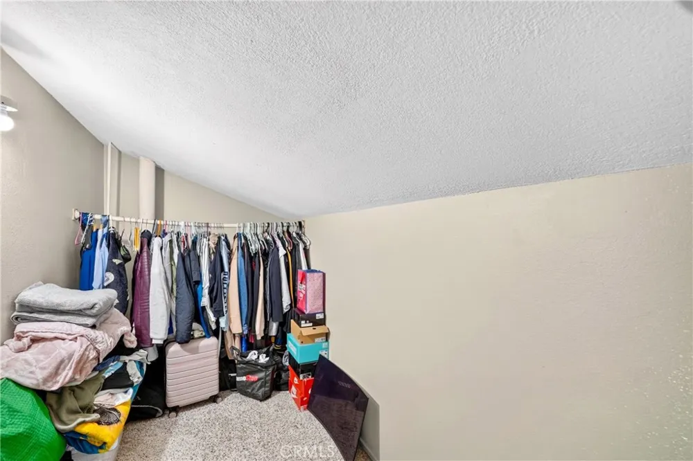 5945 Mckinley San Bernardino, CA 92404