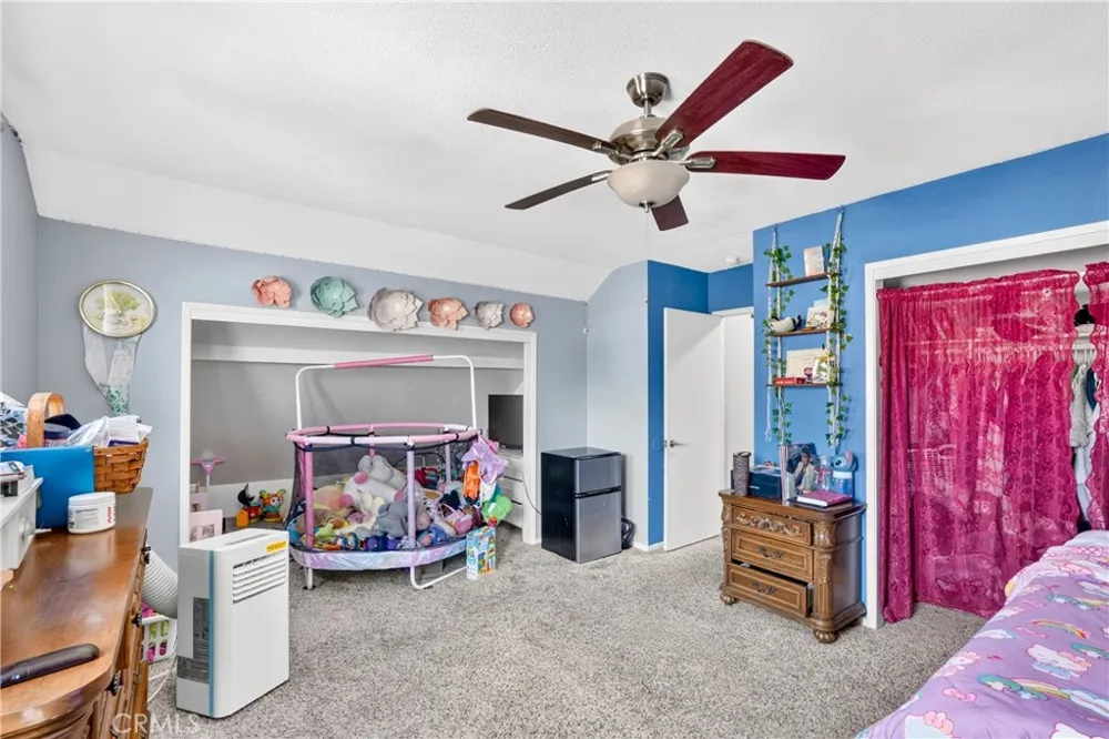 5945 Mckinley San Bernardino, CA 92404