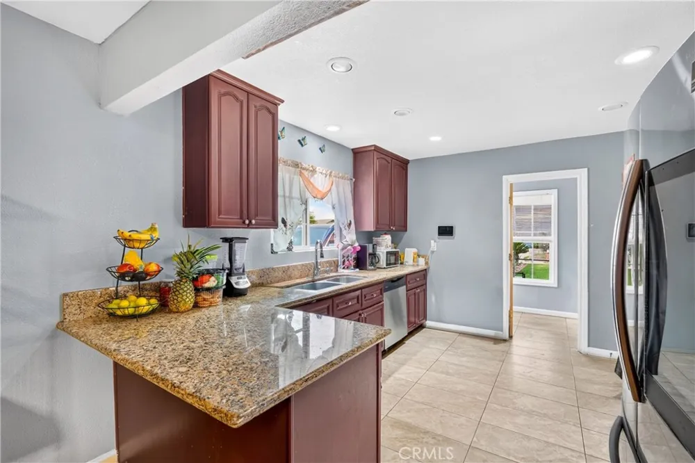 5945 Mckinley San Bernardino, CA 92404