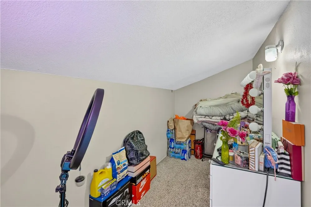 5945 Mckinley San Bernardino, CA 92404