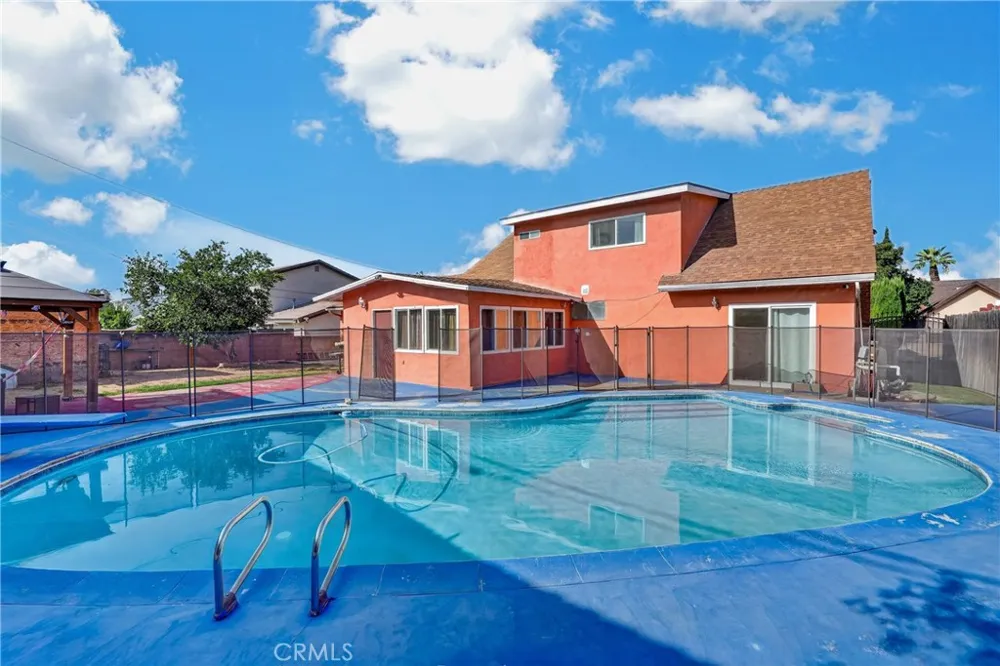 5945 Mckinley San Bernardino, CA 92404