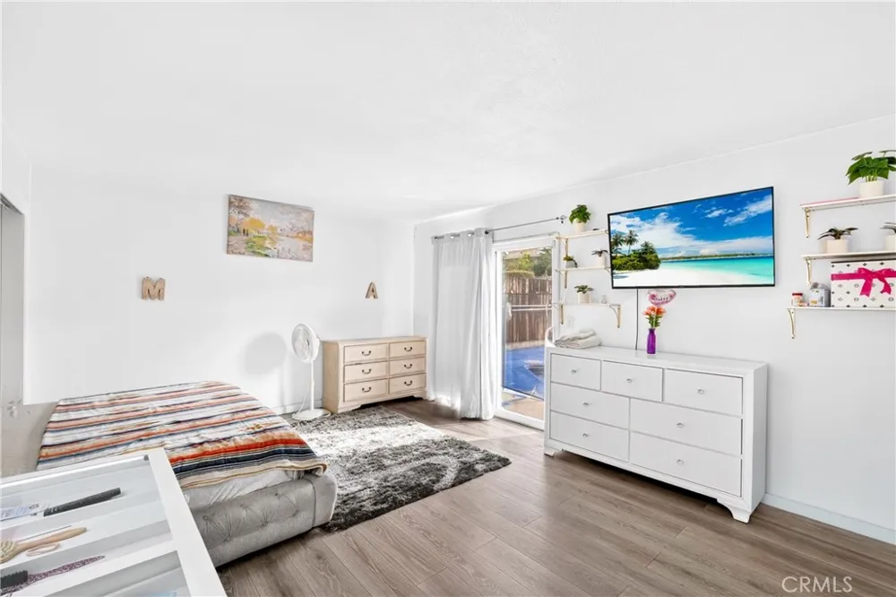 5945 Mckinley San Bernardino, CA 92404