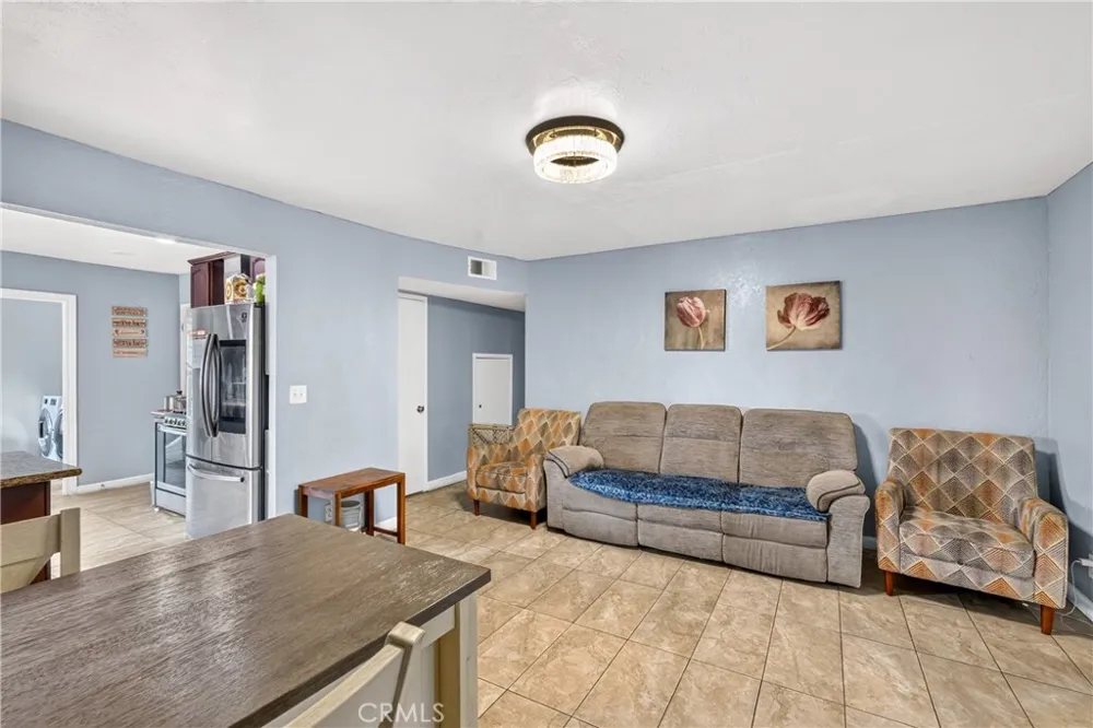 5945 Mckinley San Bernardino, CA 92404