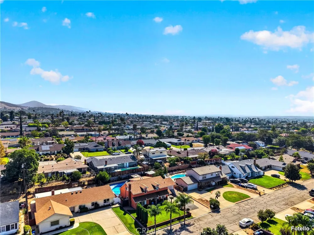 5945 Mckinley San Bernardino, CA 92404