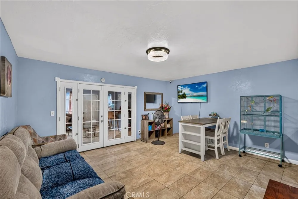 5945 Mckinley San Bernardino, CA 92404