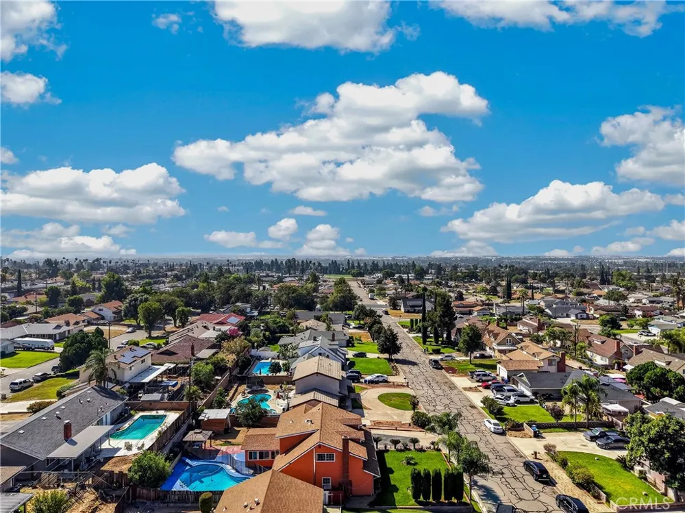 5945 Mckinley San Bernardino, CA 92404