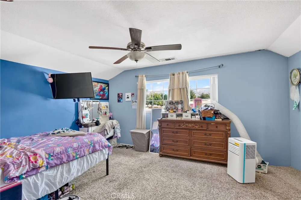 5945 Mckinley San Bernardino, CA 92404