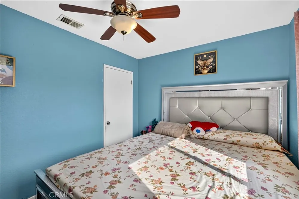 5945 Mckinley San Bernardino, CA 92404