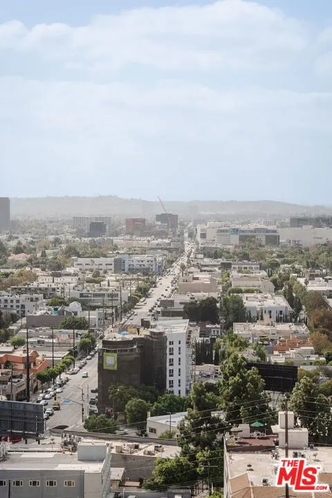 1155 La Cienega #1205 West Hollywood, CA 90069