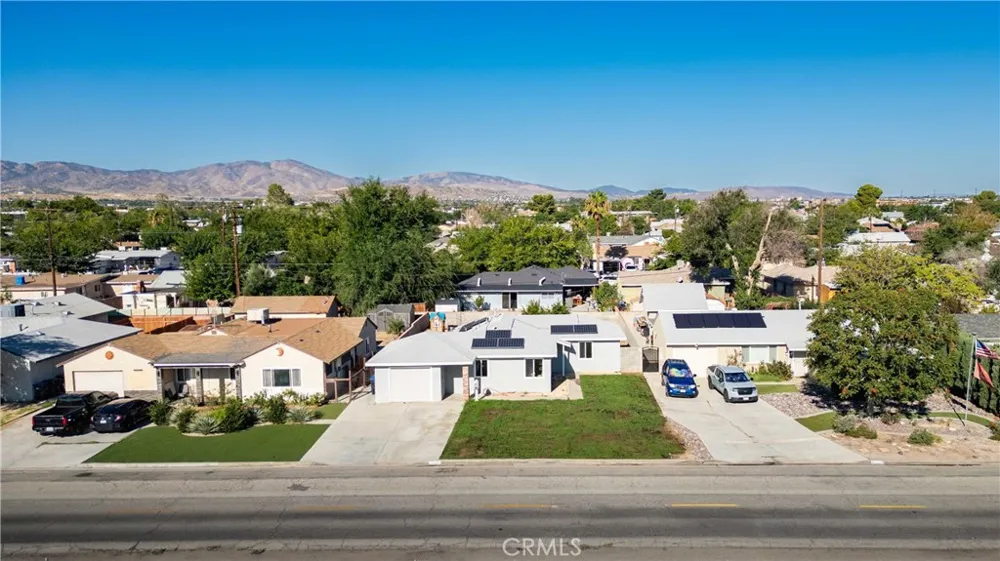 38615 22nd E Palmdale, CA 93550