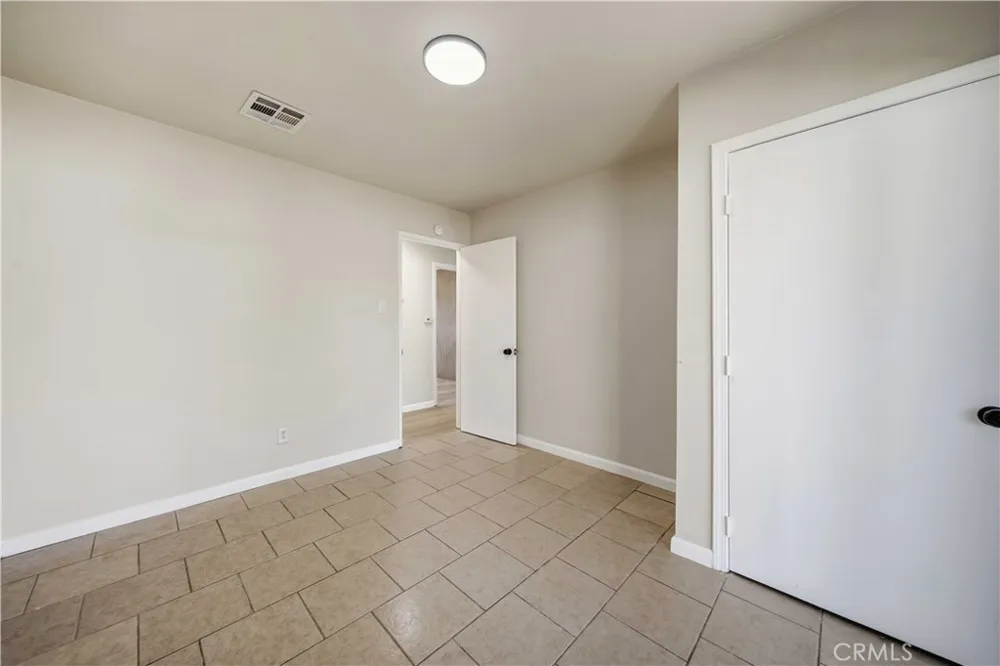 38615 22nd E Palmdale, CA 93550