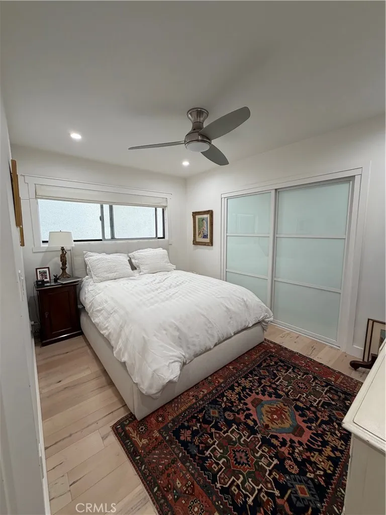 2312 6th #1 Santa Monica, CA 90405