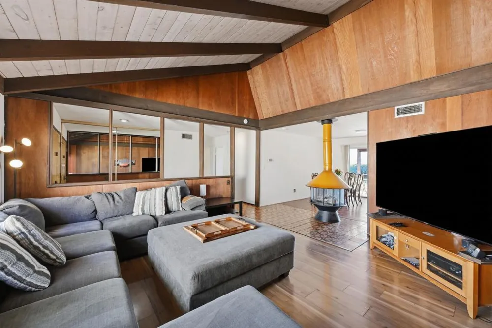 8621 Dunwoodie Rd Santee, CA 92071