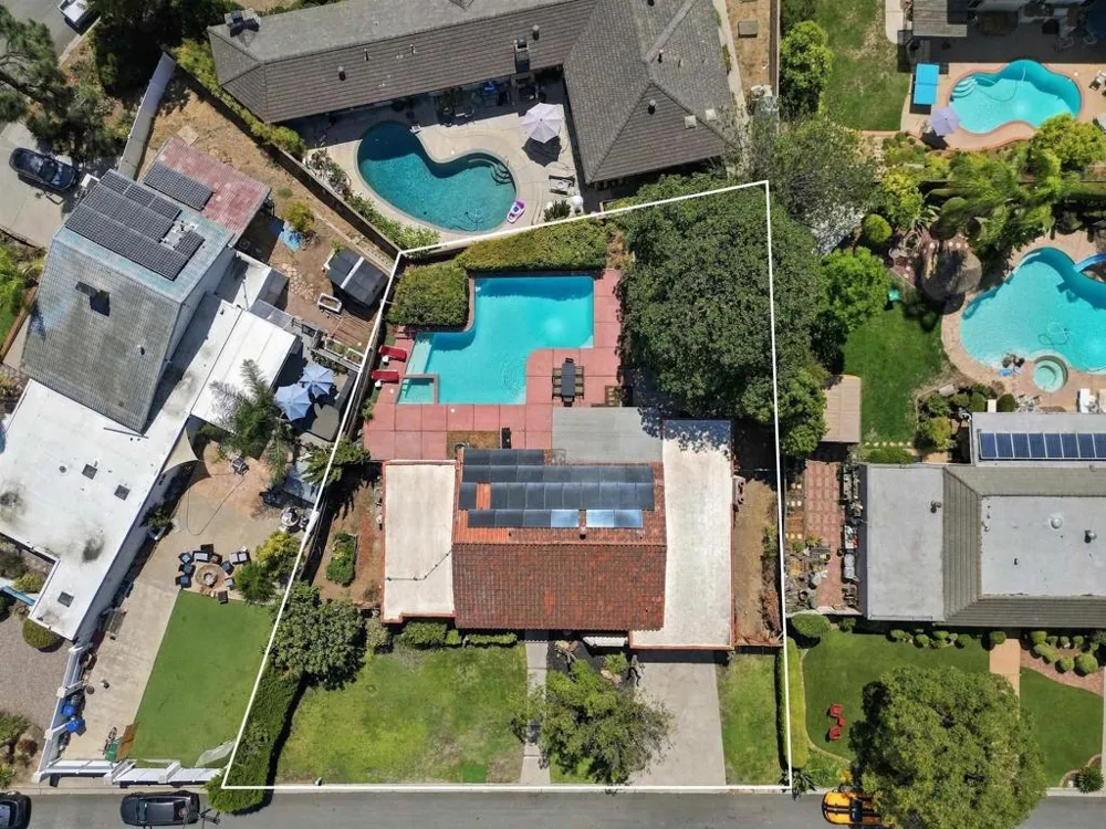 8621 Dunwoodie Rd Santee, CA 92071