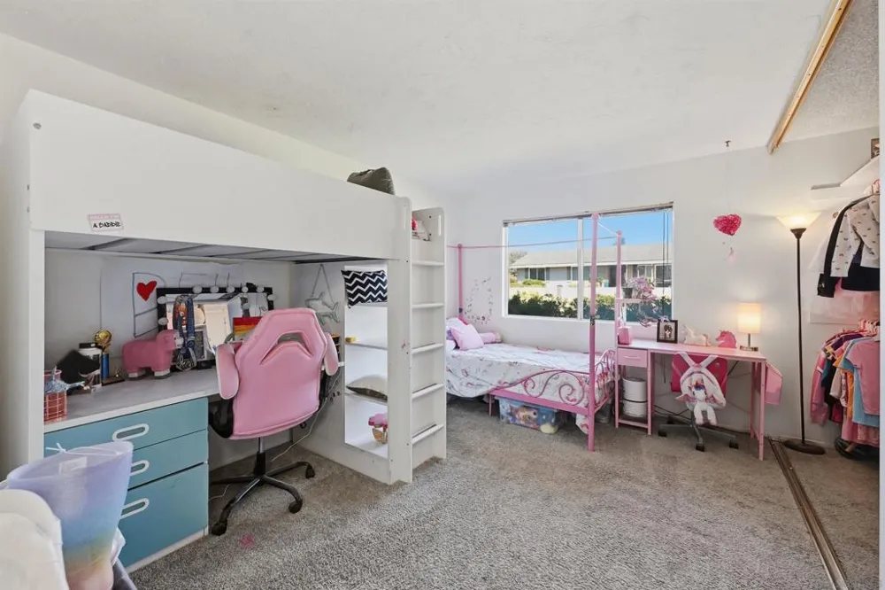 8621 Dunwoodie Rd Santee, CA 92071