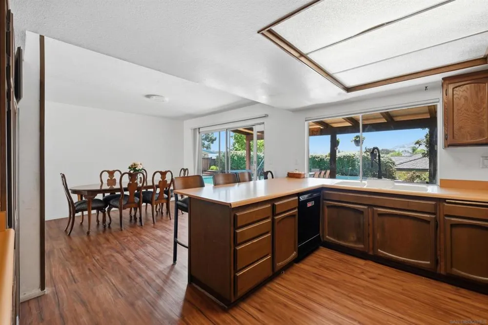 8621 Dunwoodie Rd Santee, CA 92071